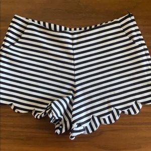 Stripped Shorts